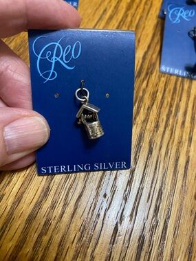 Sterling Silver Wishing Well Charm - Silver